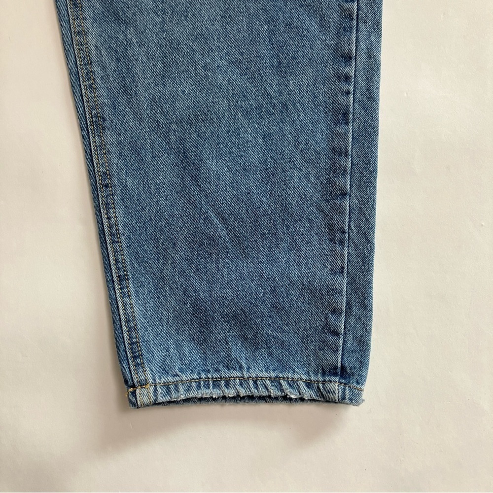 NWT PRETTY LITTLE THING “Mid Wash Thigh Split Baggy Boyfriend Jeans” - Picture 2 of 9